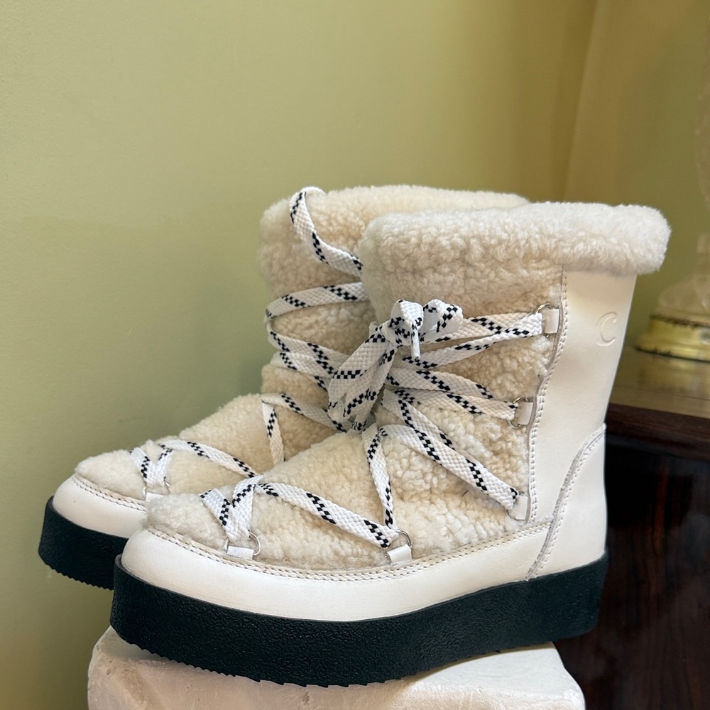 La Canadienne Eloise Shearling and white Leather Boots. Size36 women H31N8